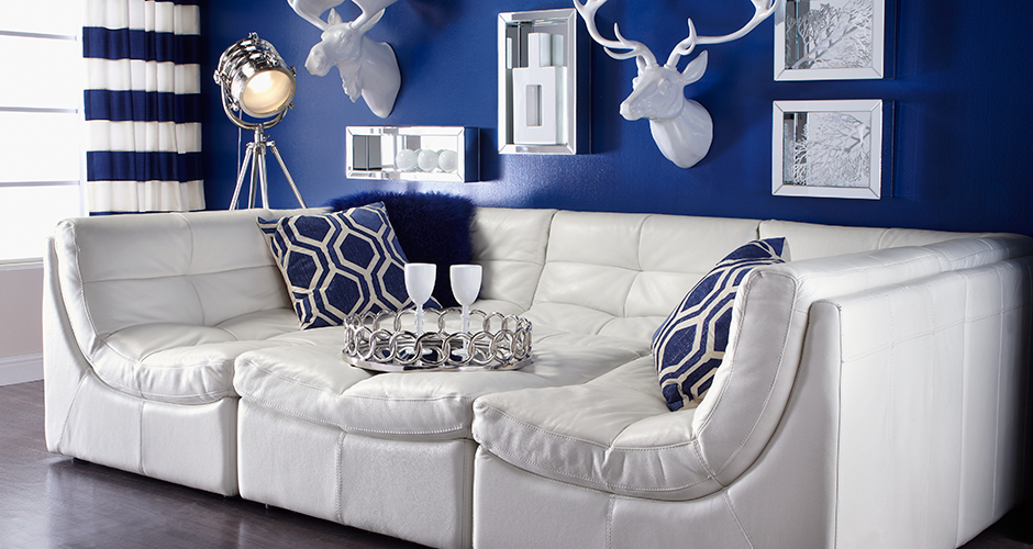Sapphire and White Spring Livingroom
